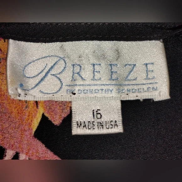 VINTAGE DOROTHY SCHOELEN RAYON CREPE MAXI DRESS - Picture 2 of 10